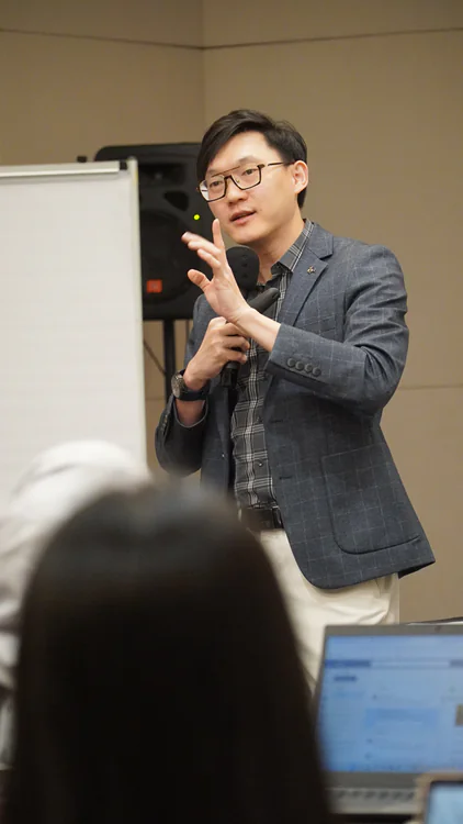 Alexander Ang, Founder & CEO of Media Funnel